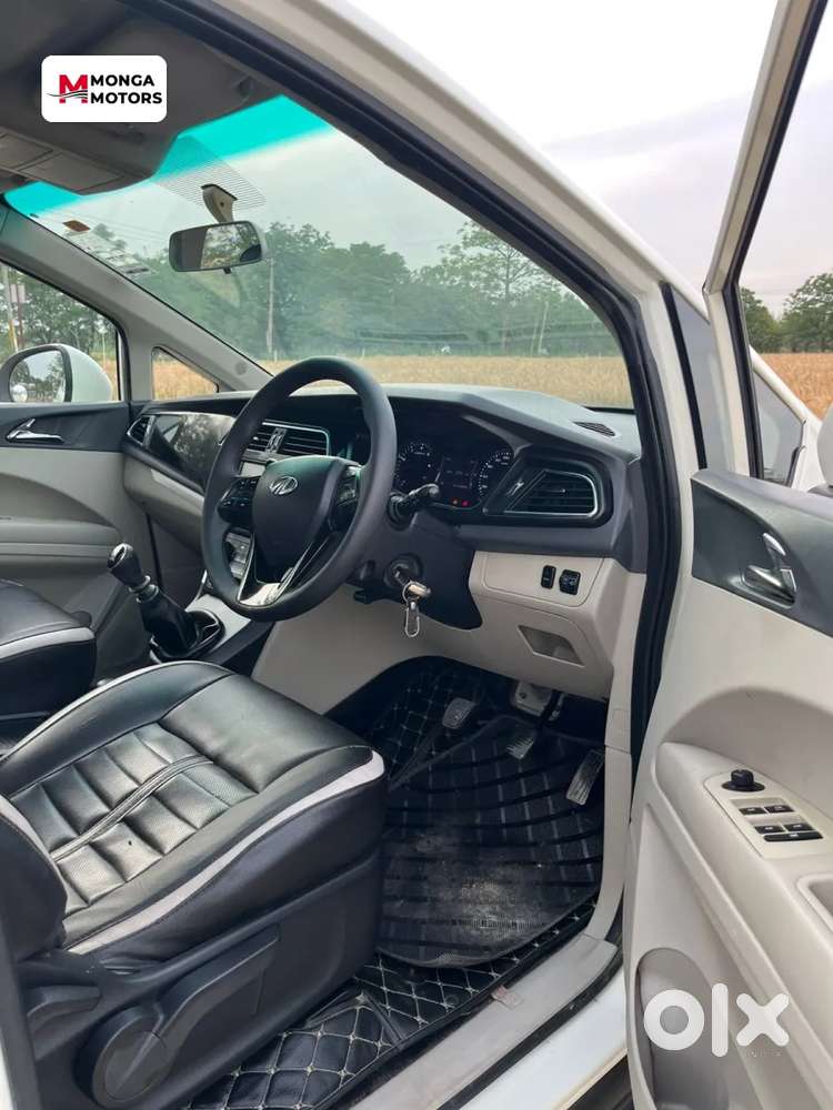 Mahindra Marazzo M6, 2019, Diesel
