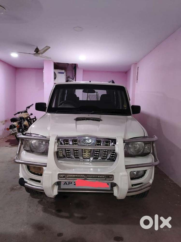 Mahindra Scorpio Classic 2011 Diesel Well Maintained