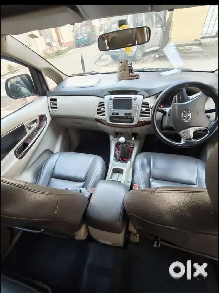 Toyota Innova 2.5 Gx 2012