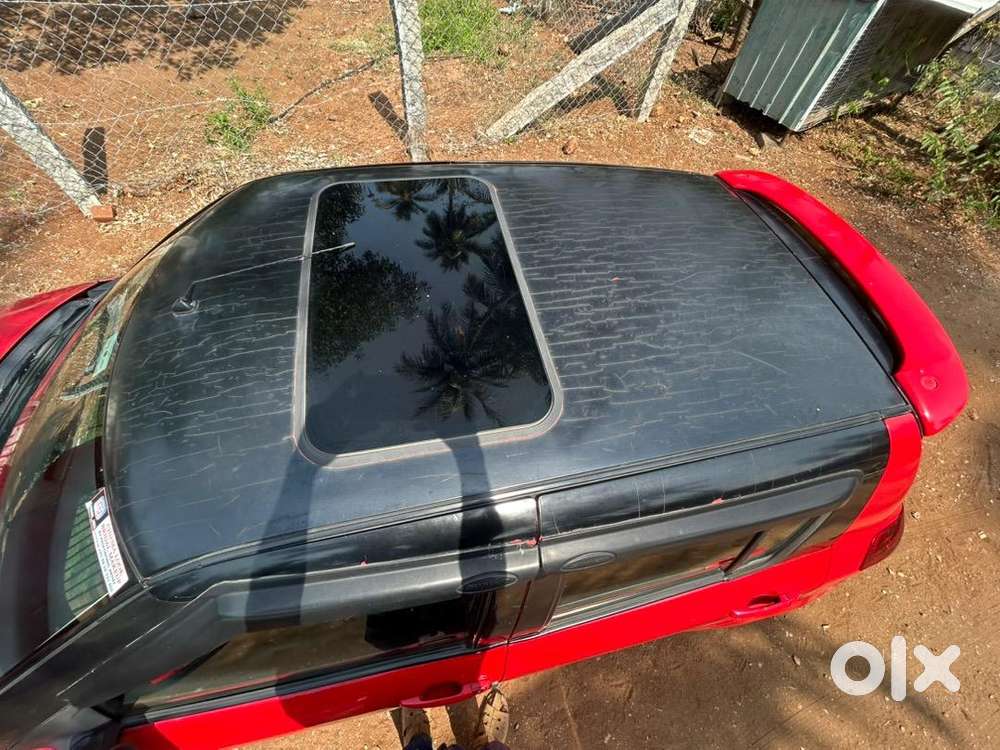 Well Maintained Female Owned Car With Sun Roof