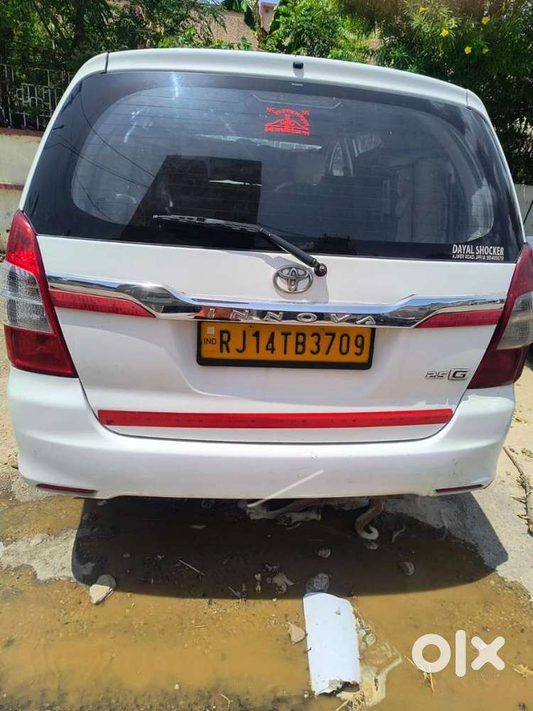 Toyota Innova 2.5 E Diesel Ps 7-seater, 2012, Diesel
