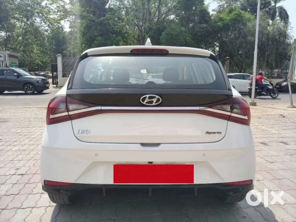 Hyundai I20 Sportz 1.2 Ivt, 2023, Petrol