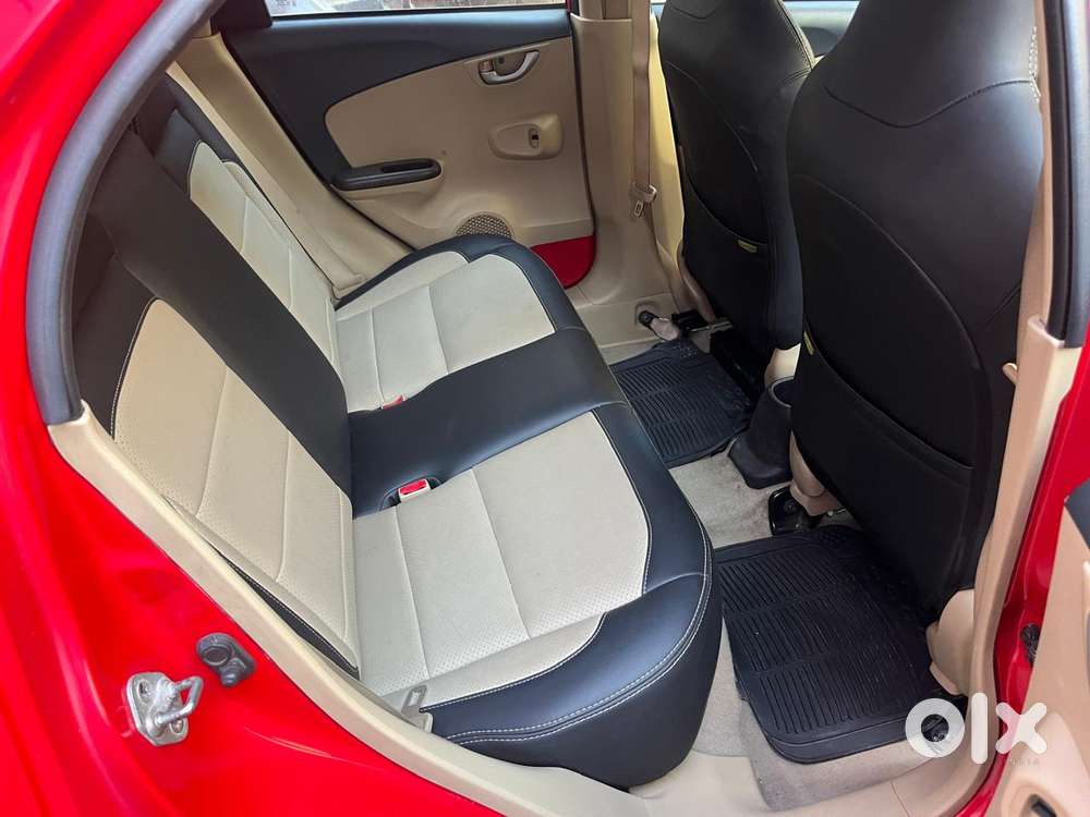 Honda Brio V Mt, 2013, Petrol