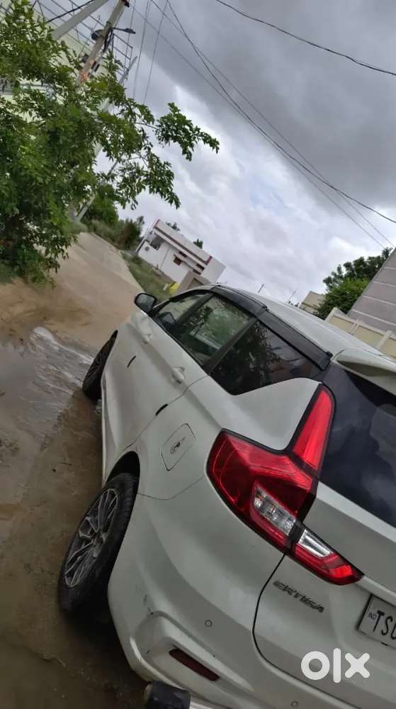 Maruti Suzuki Ertiga Vxi 2022
