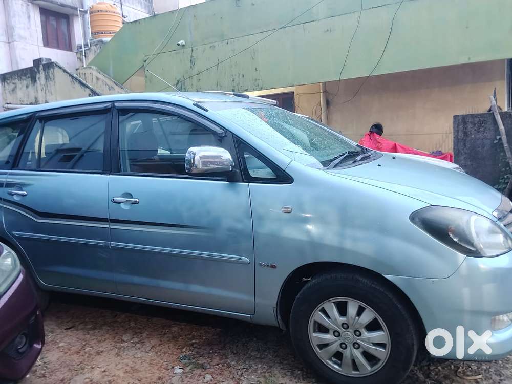 Toyota Innova 2.0 V, 2010, Diesel