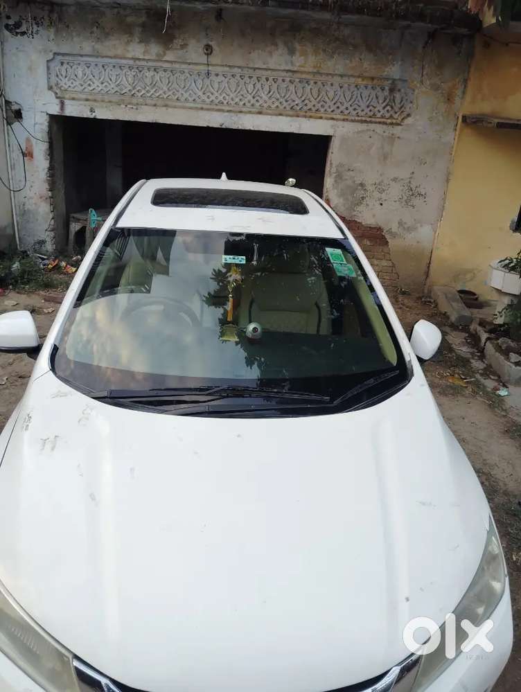 Honda  2015 Modal Hai 3rd Owner Hai