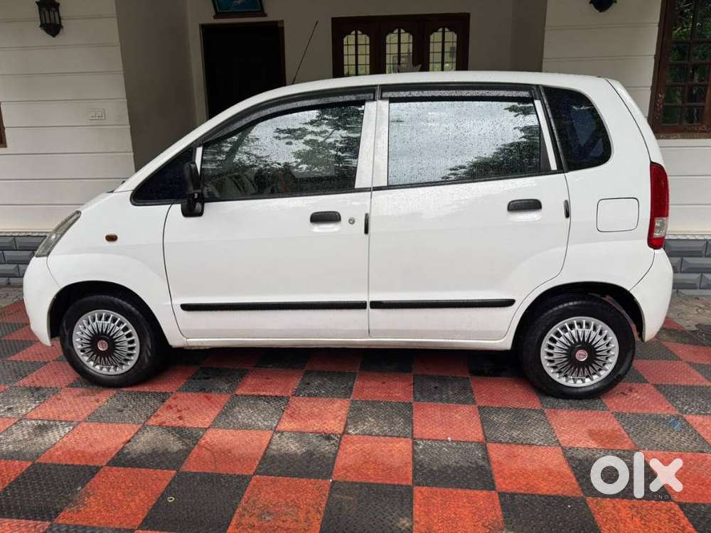 Maruti Suzuki Zen Estilo Lxi Bs Iv, 2008, Petrol