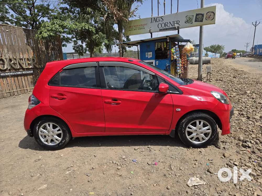 Honda Brio 2012 I-vtec Petrol  Well Maintained  1 Lakh Km Driven