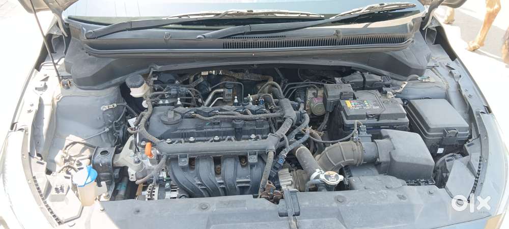 Hyundai I20 Asta (o) 1.2 Mt, 2023, Petrol