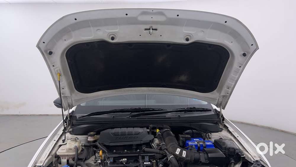 Hyundai Verna 1.5 Sx Turbo Petrol Mt, 2023, Petrol