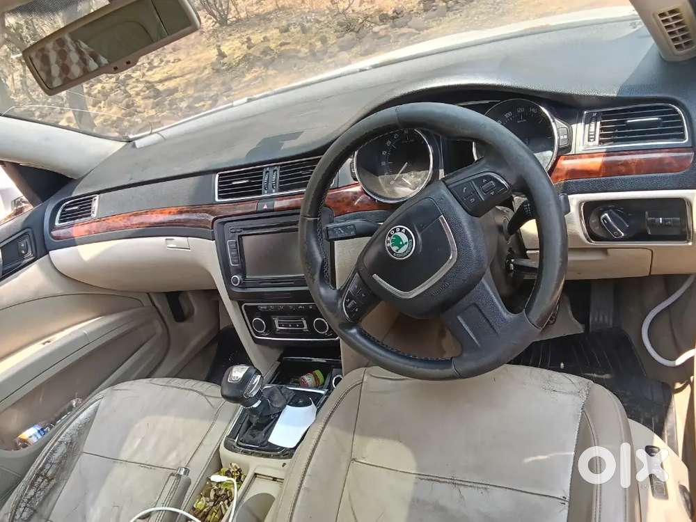 Skoda Superb Iv Phev 2009 Second Owner