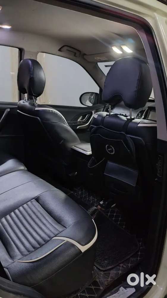 Mahindra Xuv500 (w7) 2018