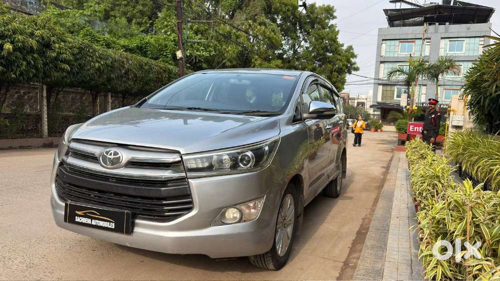 Toyota Innova Crysta 2.8z Automatic, 2017, Diesel