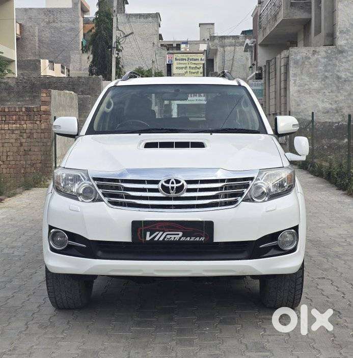 Toyota Fortuner 3.0 4x2 Automatic, 2016, Diesel