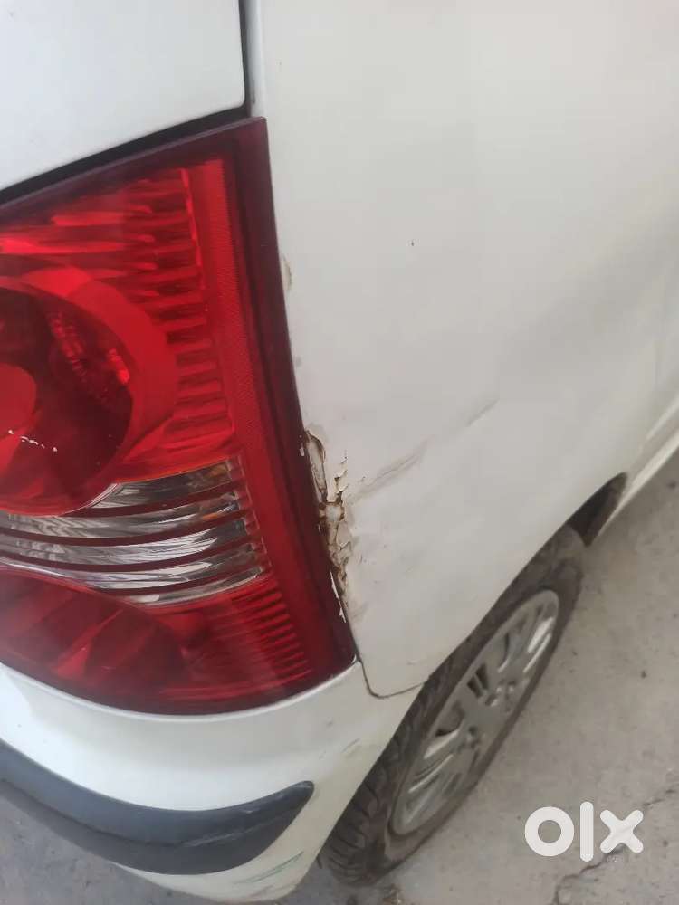 Petrol Plus Cng First Owner Brand New Car Delhi No. Dl 8cna 7801