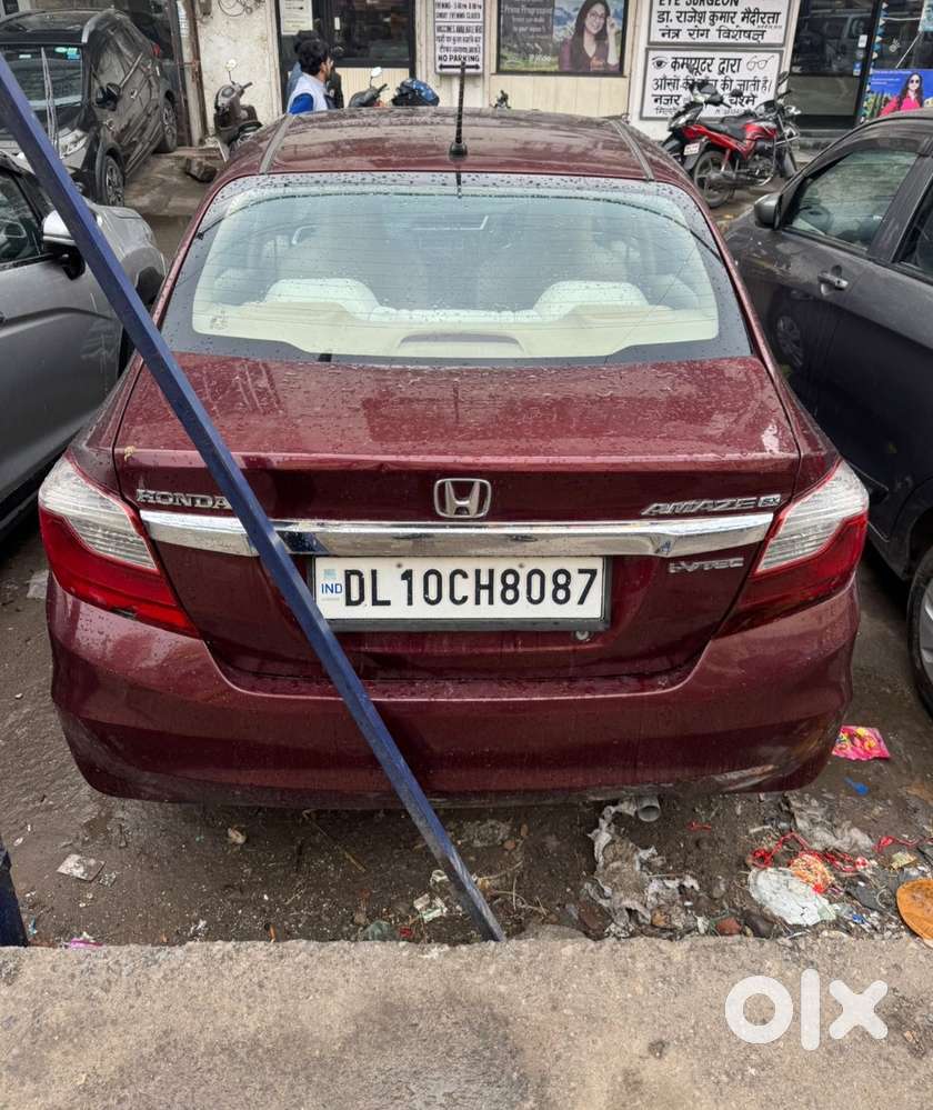 Honda Amaze 2017 Petrol Well Maintained