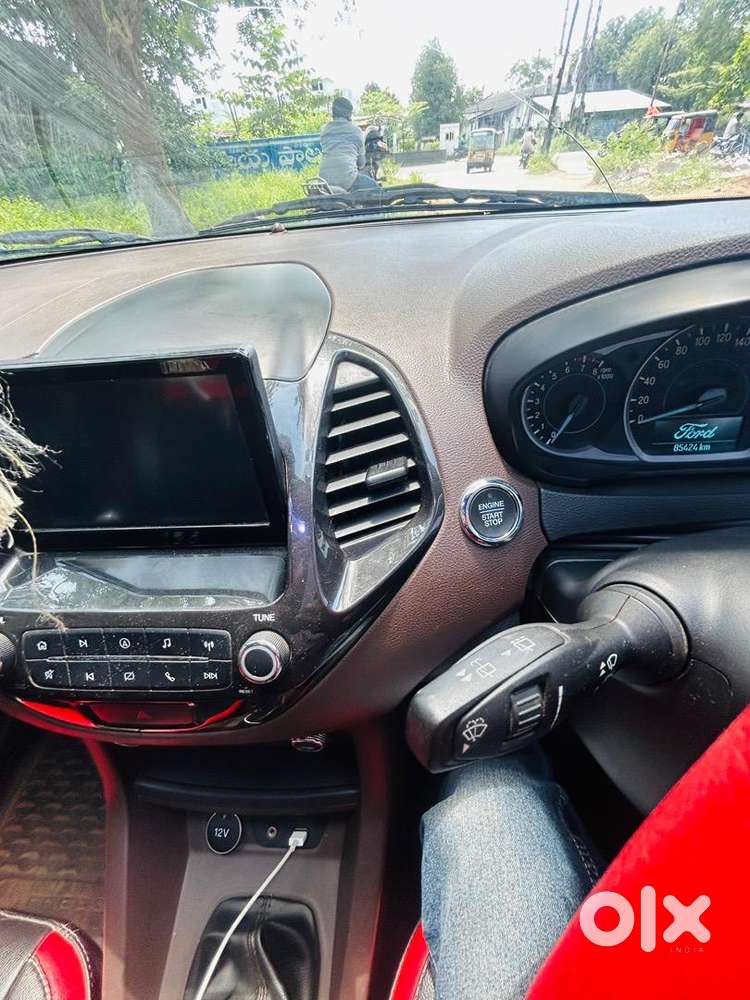 Ford Freestyle 2018 Petrol 90000 Km Driven