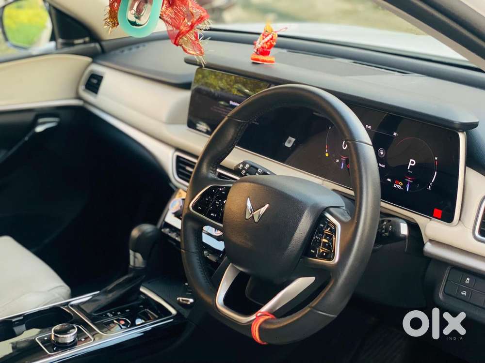 Mahindra Xuv700 Ax7 Luxury Pack Awd, 2022