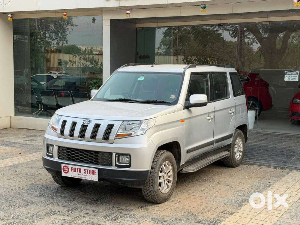 Mahindra Tuv 300