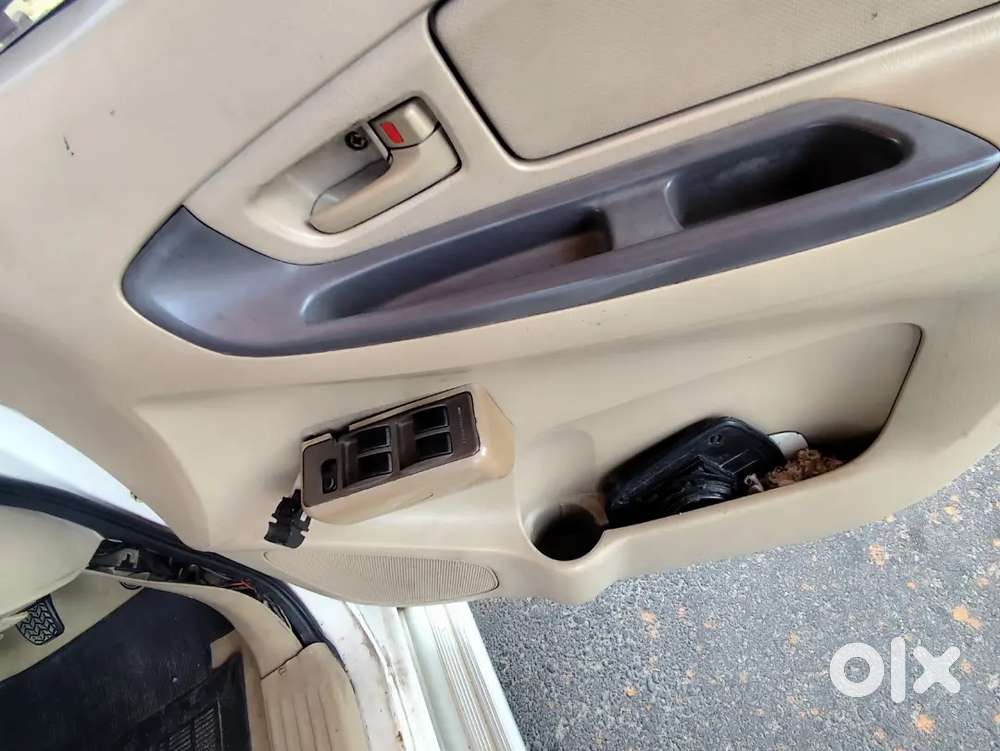 Innova Diesel 2005 Without Rc