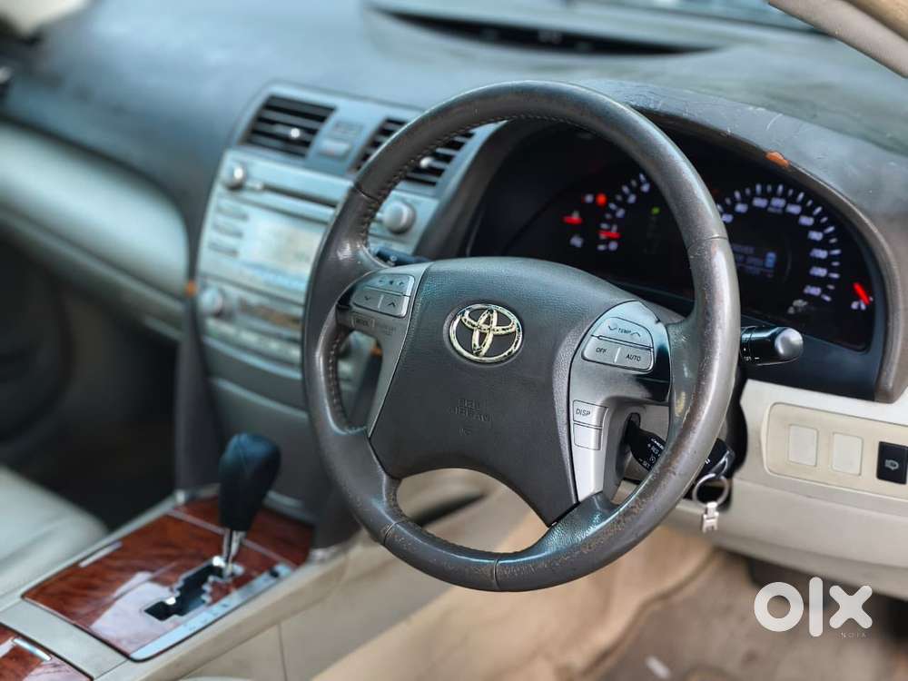 Toyota Camry, 2010, Petrol