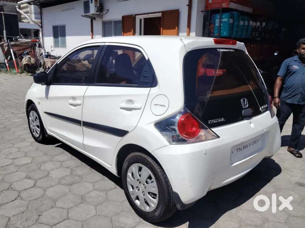 Honda Brio Vx At 2015
