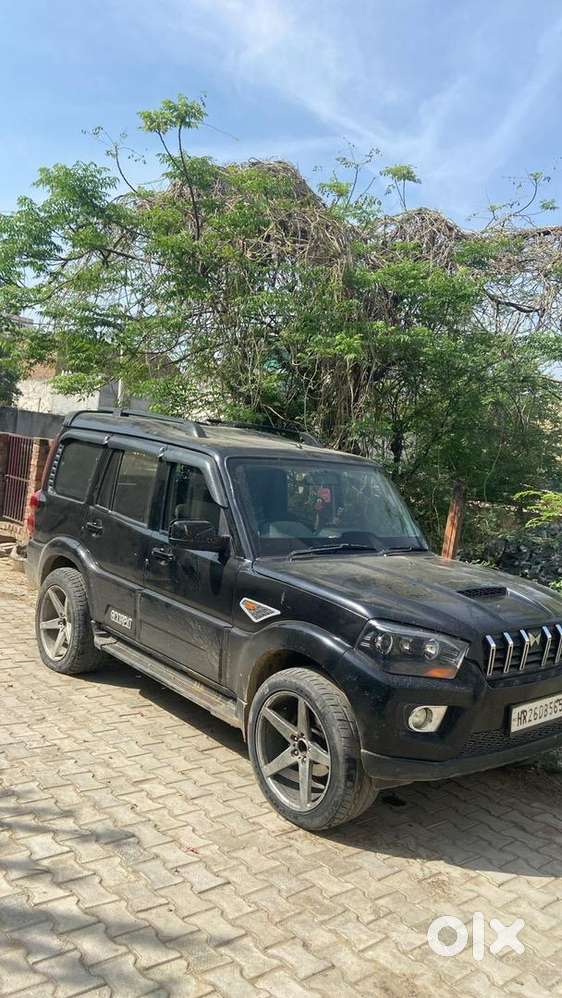 Mahindra Scorpio Classic 2018