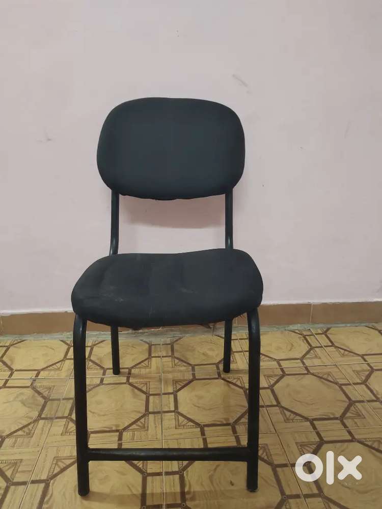 Black Padded Office Chair &ndash; Study & Office Use