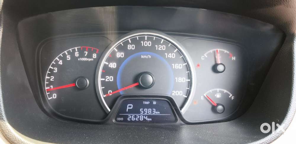 Hyundai Grand I10 Sportz (o) 1.2 At Vtvt, 2018, Petrol