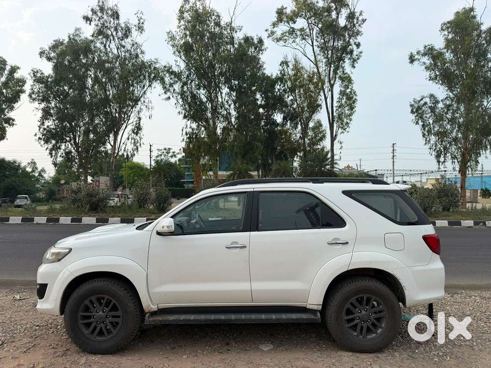 Toyota Fortuner Diesel 2013