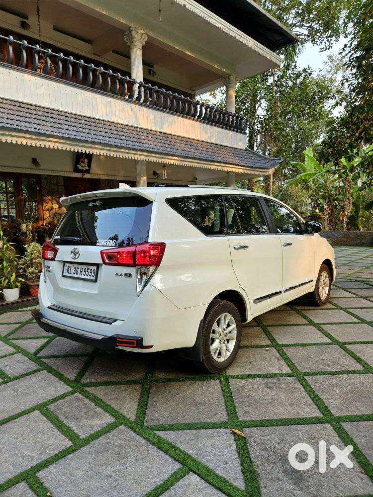 Toyota Innova Crysta 2.4 V, 2020, Diesel