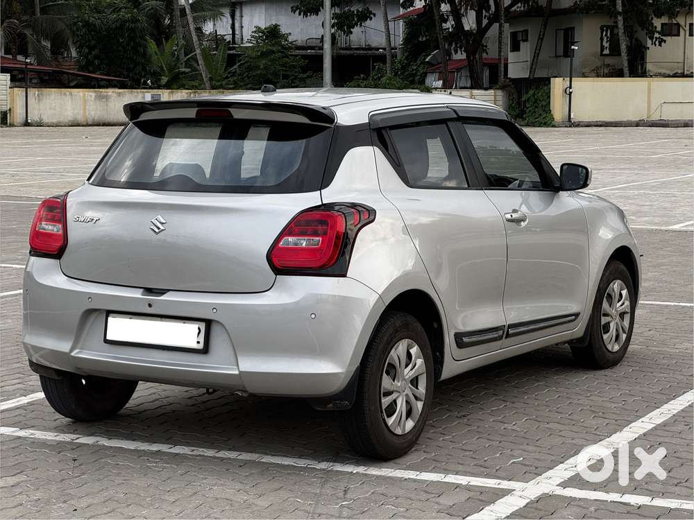 Maruti Suzuki Swift Vvt Vxi, 2021, Petrol