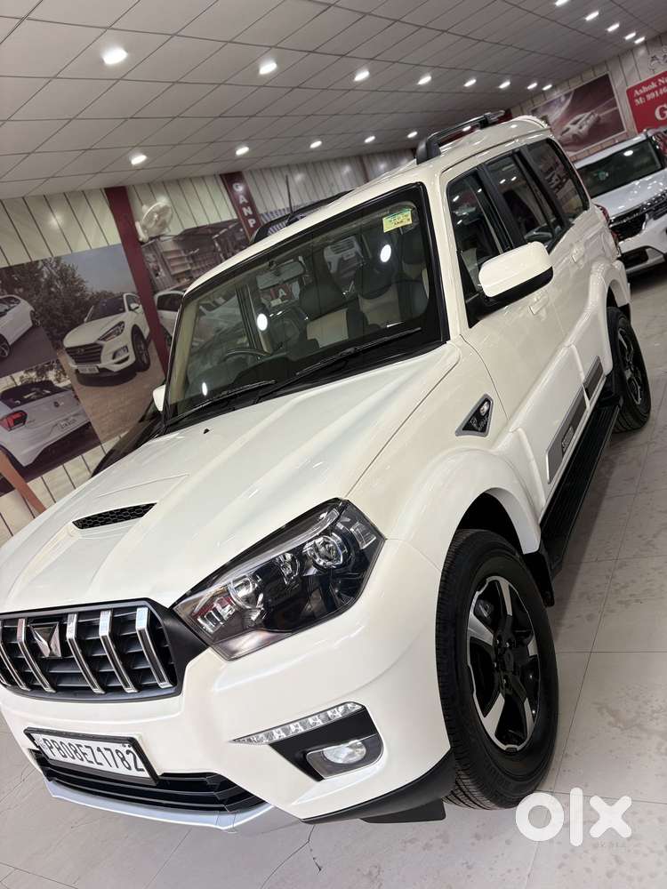 Mahindra Scorpio Classic 2.2 S 11 Mt 7 Str, 2022, Diesel