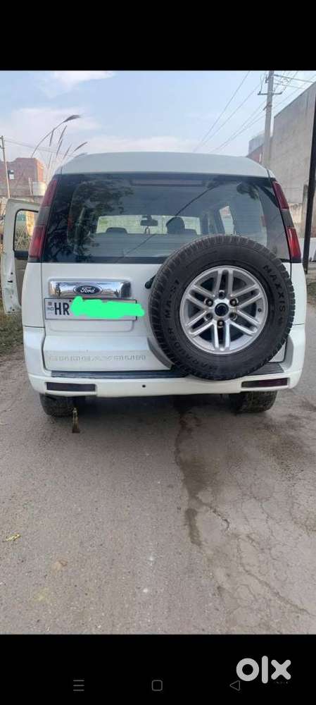 Ford Endeavour 2.2 Titanium At 4x2, 2013, Diesel