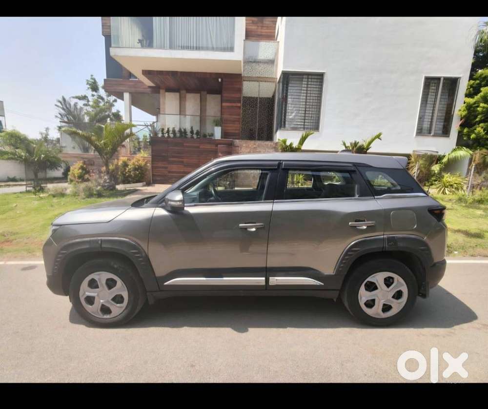 Maruti Suzuki Brezza 1.5 Vxi At Smart Hybrid, 2022, Petrol