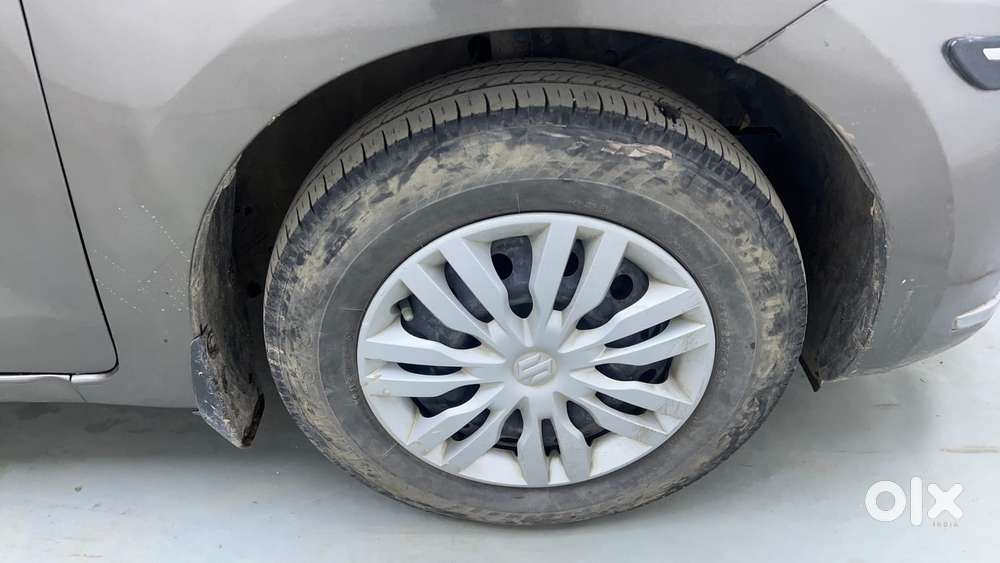 Maruti Suzuki Dzire 1.2 Vxi Amt, 2017, Petrol