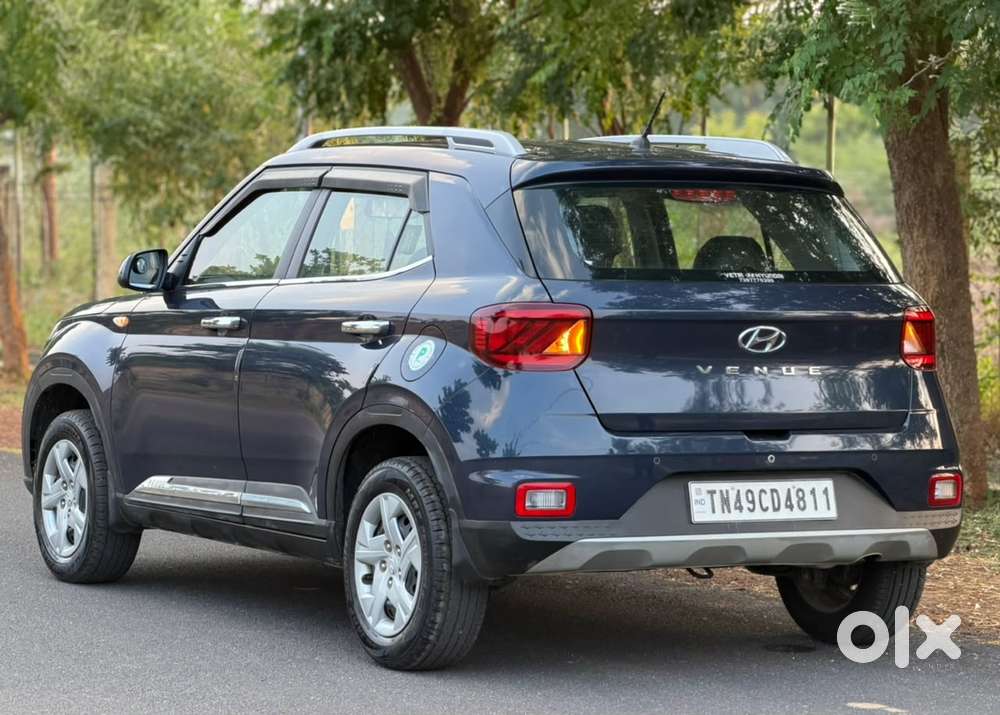 Hyundai Venue, 2021, Petrol