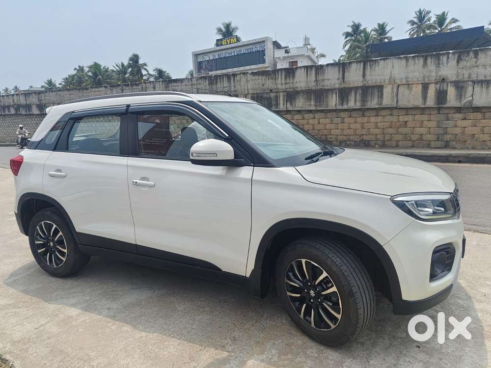 Maruti Suzuki Vitara Brezza Zxi+ Mt, 2022, Petrol