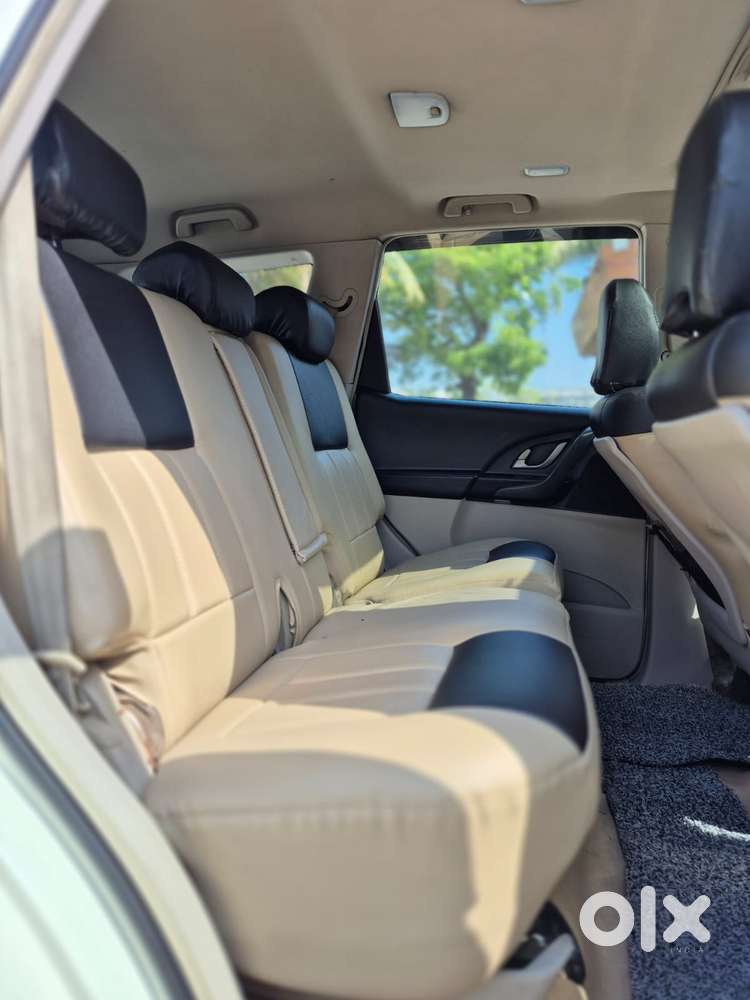 Mahindra Xuv500 2.2 W10, 2017, Diesel