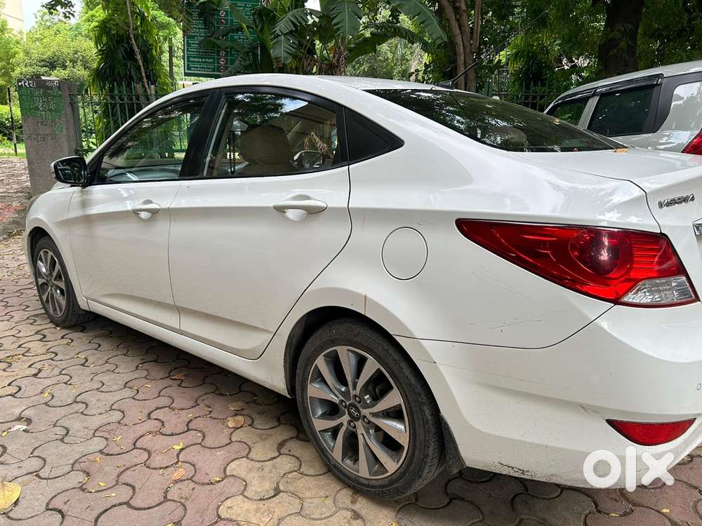 Hyundai Fluidic Verna Petrol 2014