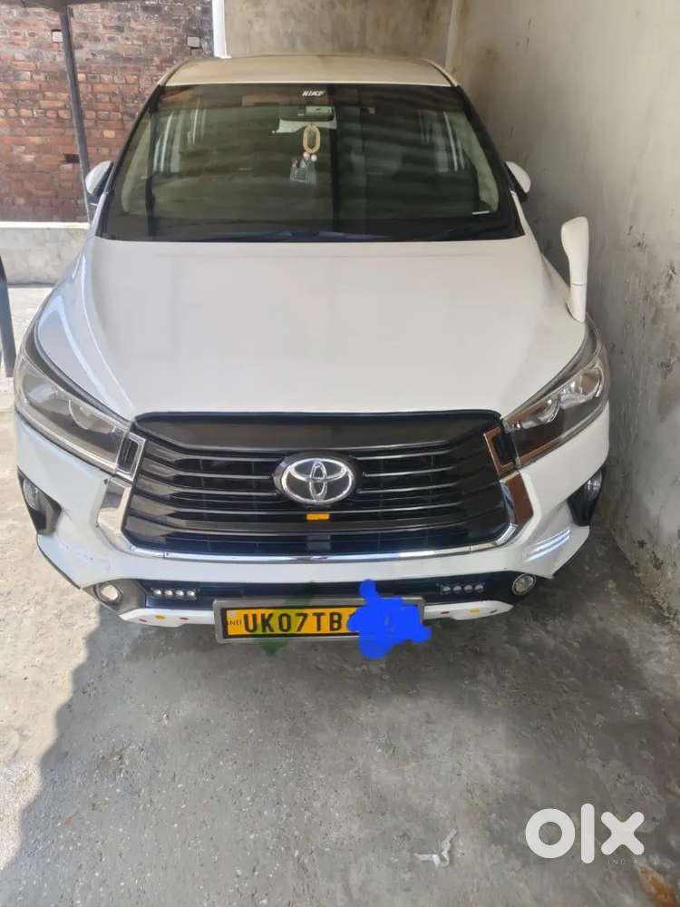 Toyota Innova Crysta 2017