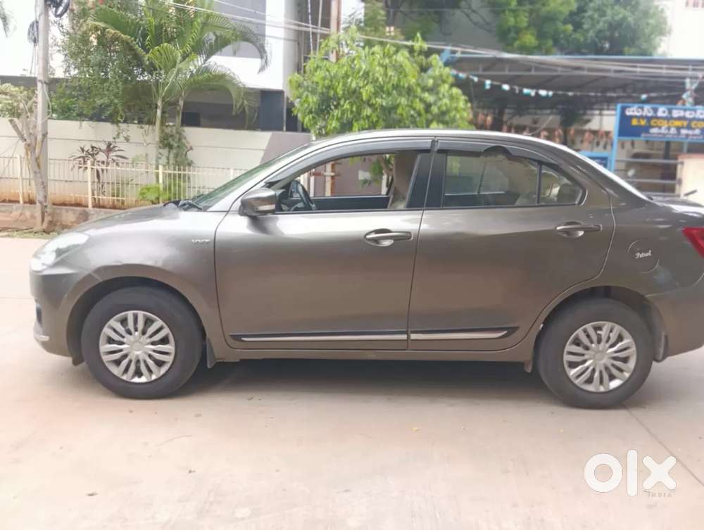Maruti Suzuki Dzire 1.2 Vxi, 2018, Petrol