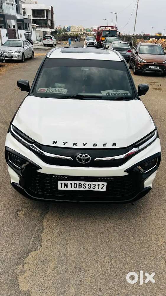 Toyota Urban Cruiser Hyryder 2023 Petrol Well Maintained