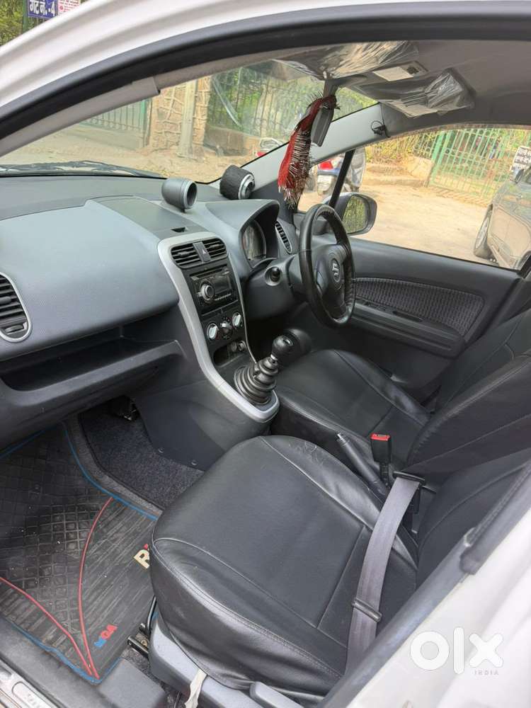 Maruti Suzuki Ritz Vxi, 2016, Petrol