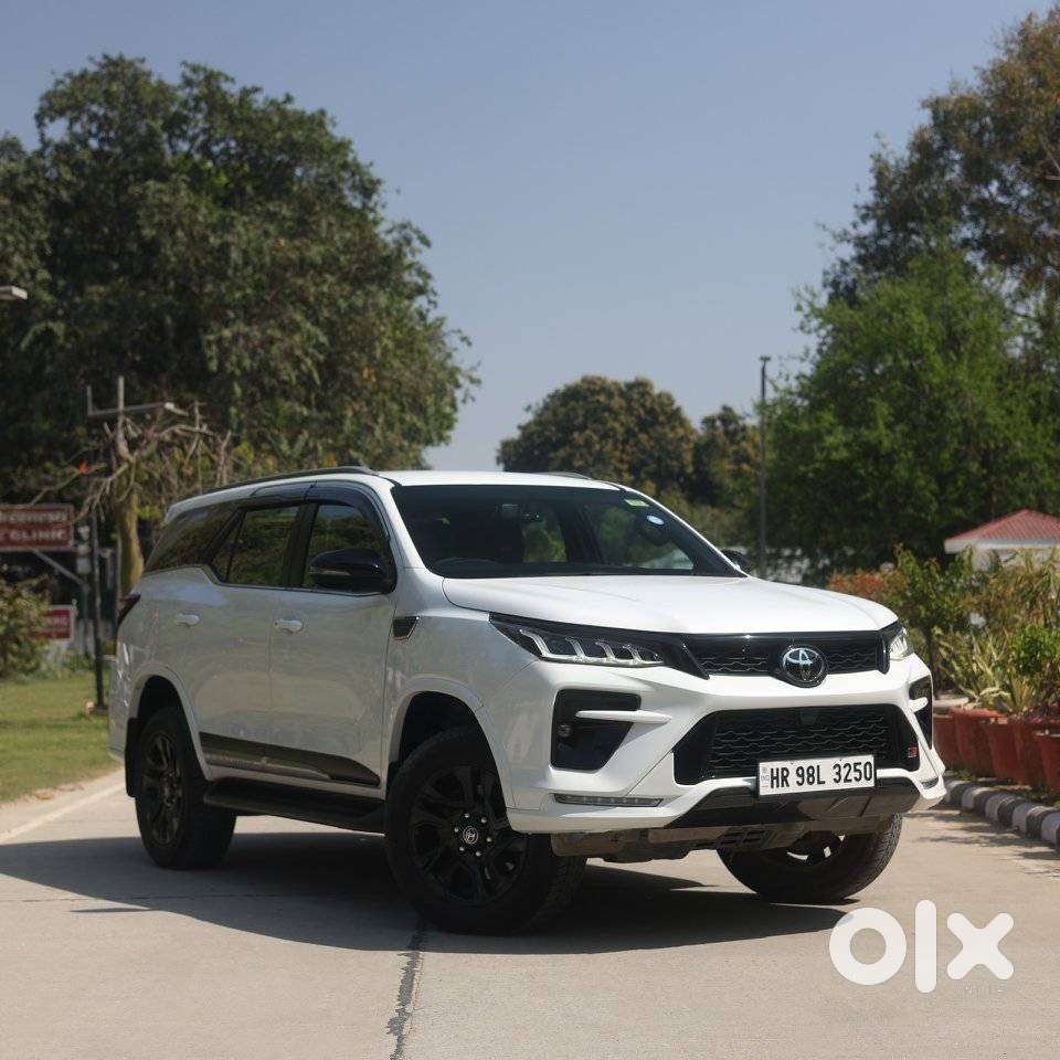 Toyota Fortuner 2.8 Gr-s, 2023, Diesel