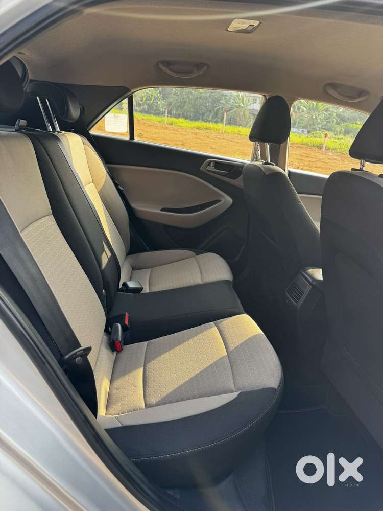 Hyundai I20 Asta Option, 2015, Petrol