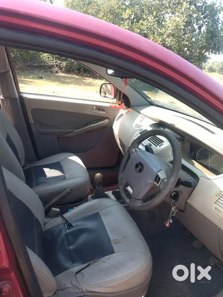 Tata Manza Aura Safire 2010