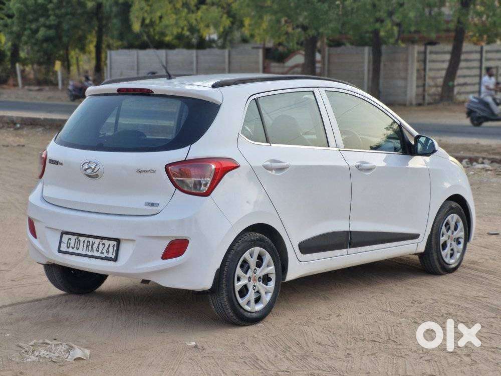 Hyundai Grand I10 2013-2016 Sportz, 2015, Cng & Hybrids