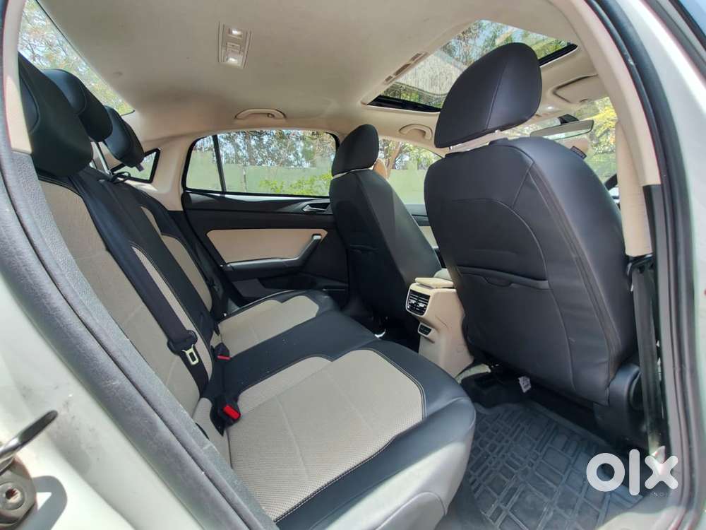 Skoda Slavia 1.5 Tsi Style, 2022, Petrol
