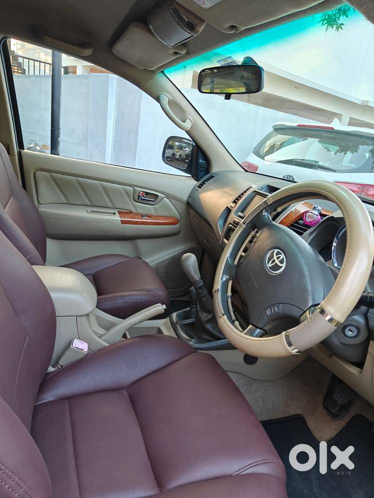 Toyota Fortuner 3.0 4x4 Manual, 2010, Diesel